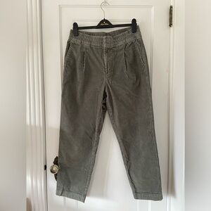 GAP corduroy straight-leg pull-on pants in sage green, size large